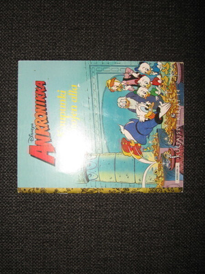 Disney: Ankronikka Kaupunki aaltojen alla,Kultaiset kirjat