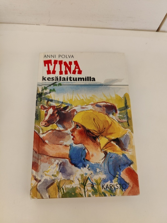 Anni Polva; Tiina kesälaitumella