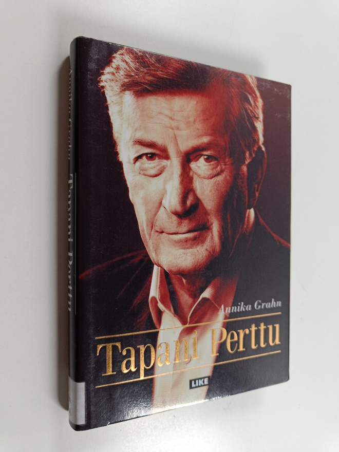 Annika Grahn : Tapani Perttu