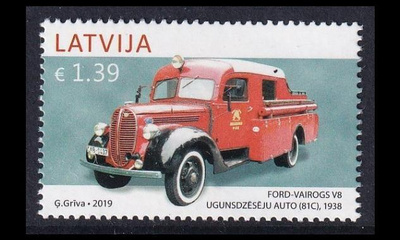 Latvia 1075 ** Moottorimuseo auto (2019)