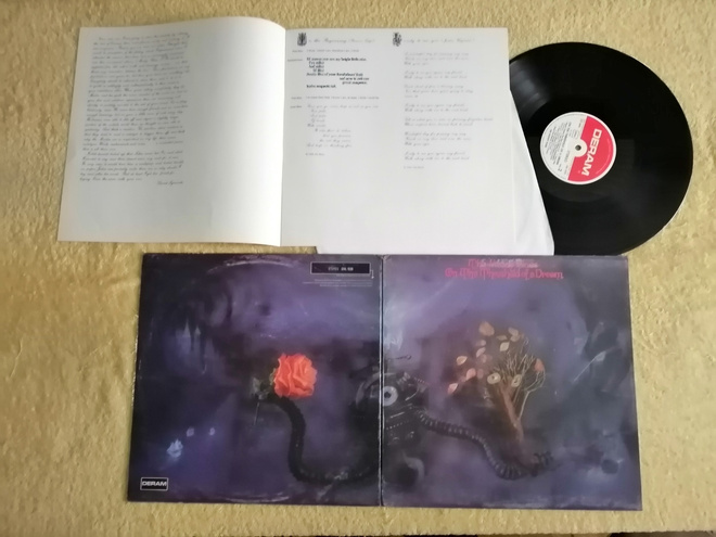 THE MOODY BLUES - On The Threshold Of A Dream LP