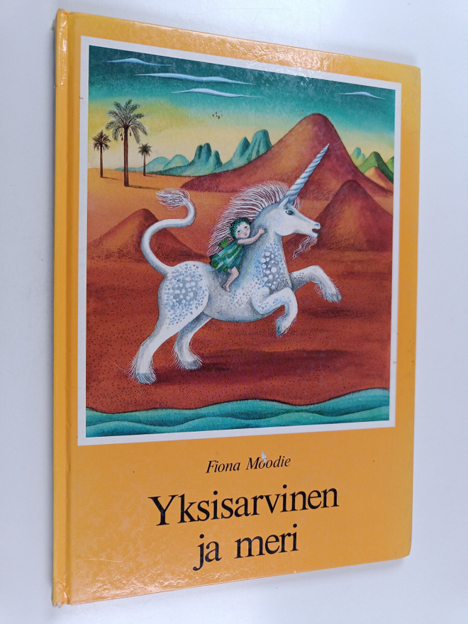 Fiona Moodie : Yksisarvinen ja meri
