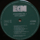 KEITH JARRET / G.PEACOCK / J.DeJOHNETTE :: STANDARDS VOL1 LP - pikkukuva 3