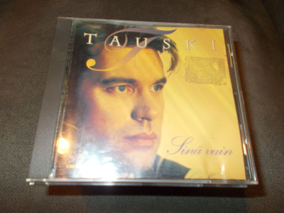 CD TAUSKI ** SINÄ VAIN **