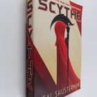 Neal Shusterman : Scythe - pikkukuva 1
