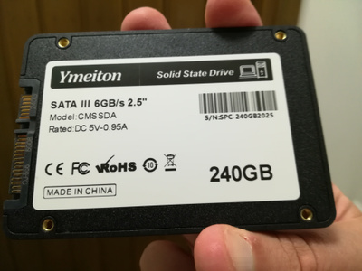 Perus SSD-levy 240GB