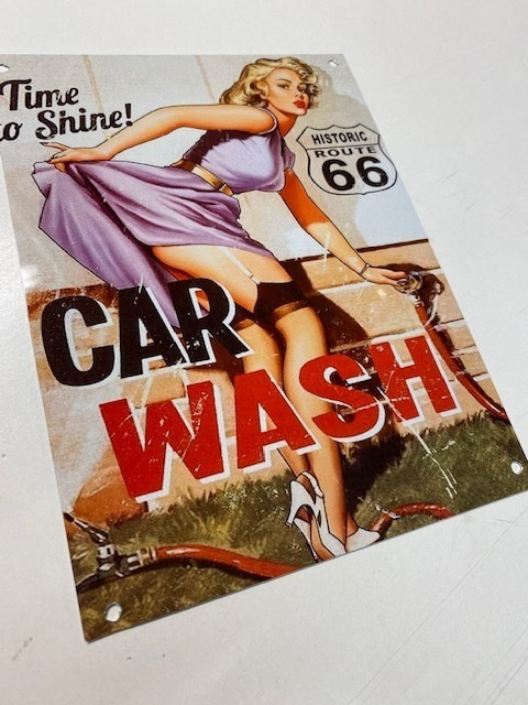 Car Wash Pin-up Baby alumiininen kyltti