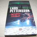 Lars Pettersson Verijäljet lumessa  -pok - pikkukuva 1