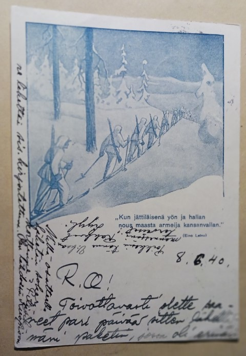 Partio lumipuvuissa hiihtää maastoon, Kenttäpostia p. 1940