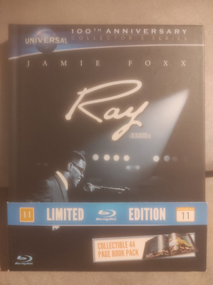 Ray (Jamie Foxx)