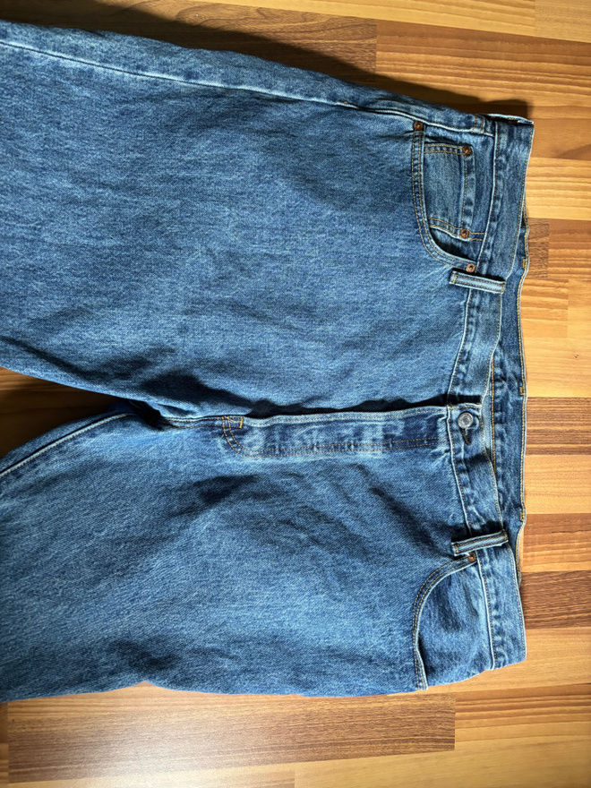 Levis farkut iso koko