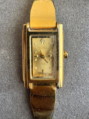 HAOBA H-7544 kullanvärinen rannekello