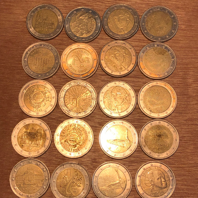 Juhlaraha 2€ 40 kpl