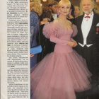 Me Naiset n:o 50 1993 Linnan juhlat, viimeinen valssi. Mila - pikkukuva 2