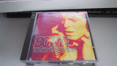 David Bowie : The Singles Collection
