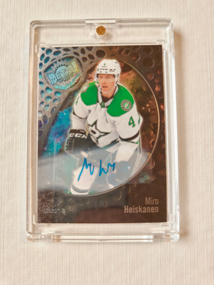Miro Heiskanen - 22-23 Metal Universe Spectrum Auto
