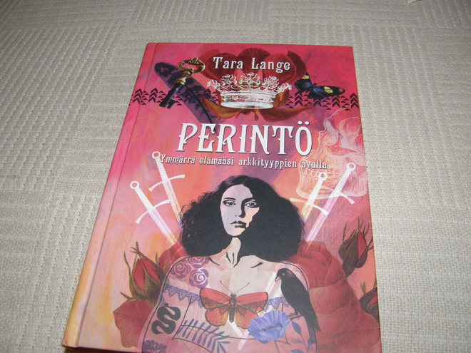 Tara Lange Perintö -sid