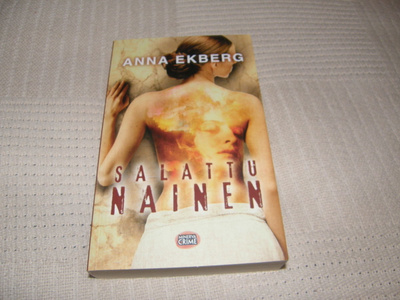 Anna Ekberg Salattu nainen -pok