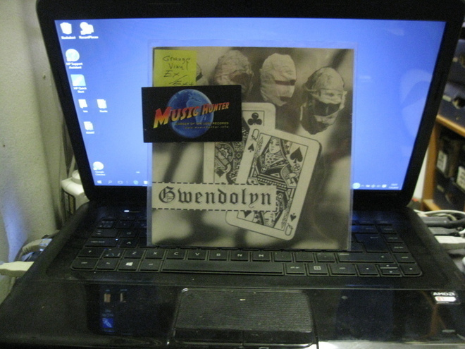 MUMMIES - GWENDOLYN 7"SINGLE ORANGE VINYL -94 EX/EX+