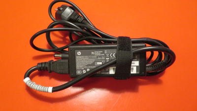 HP virtalähde 65W 18.5V 3.5A