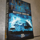 Muistoissa sininen maa - Alastair Reynolds - pikkukuva 1