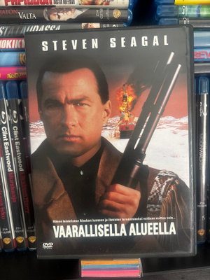 Vaarallisella alueella (1994) Steven Seagal