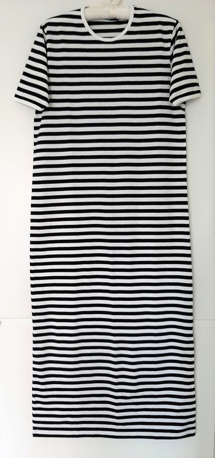 Marimekko  UUSI Tasaraita yöpaita