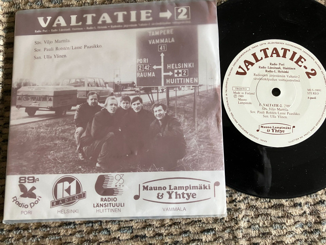 Mauno Lampimäki & Yhtye - Valtatie 2/Elämäni on lauluni
