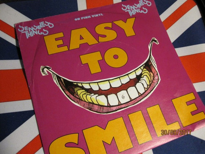 Senseless Things: Easy To Smile 7"