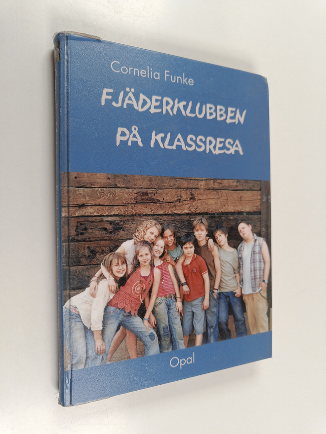Cornelia Funke : Fjäderklubben på klassresa