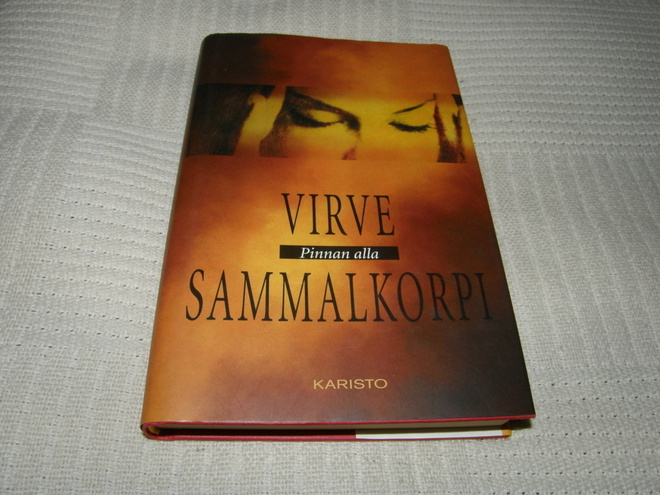 Virve Sammalkorpi Pinnan alla   -sid