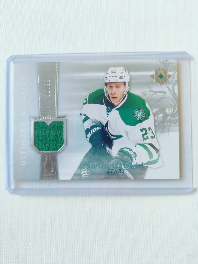 Esa Lindell - 16-17 Ultimate Rookies Horizontal Jersey /99