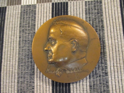 Kustaa Vilkuna mitali 1962 / Essi Renvall -62