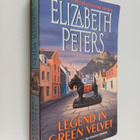 Elizabeth Peters : Legend in Green Velvet - pikkukuva 1