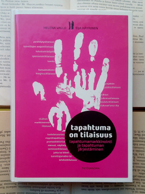 Helena Wallo - Tapahtuma on tilaisuus (sid.)