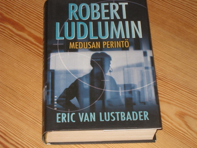 Robert Ludlumin Medusan perintö 1.p skp v. 2008