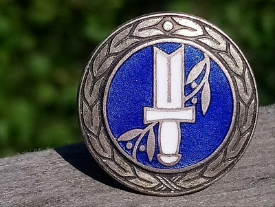 Sotainvalidi Emalinen merkki. Halakisija - 21,5mm