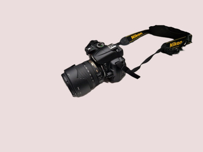 NIKON järjestelmäkamera - objektiivi - käyttöohje ja laturi