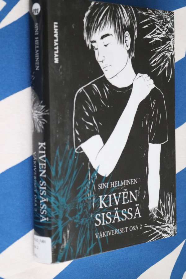 Sini Helminen : Kiven sisässä Väkiveriset 2 (k.po)