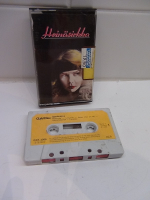HEINÄSIRKKA , Heinäsirkka
