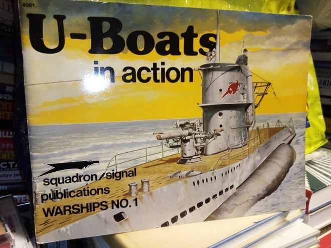 STERN :  U-BOATS IN ACTION ( SIS POSTIKULU)