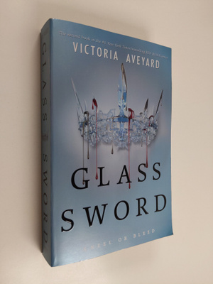 Victoria Aveyard : Glass Sword