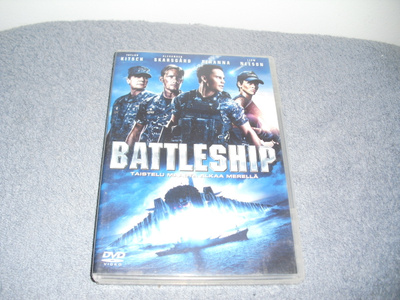 BATTLESHIP (Alexander Skarsgård)***
