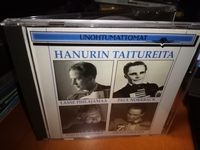 CD HANURIN TAITUREITA ( SIS POSTIKULU )