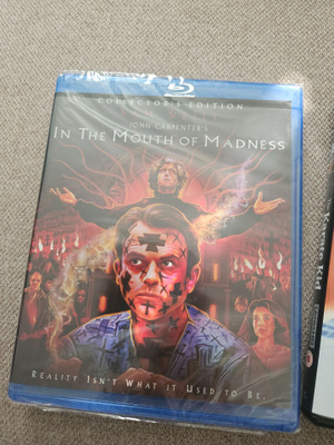 In the Mouth of Madness (muoveissa) REGION A