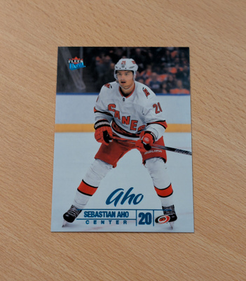 2024-25 Fleer Ultra Sebastian Aho Blue Foil /399