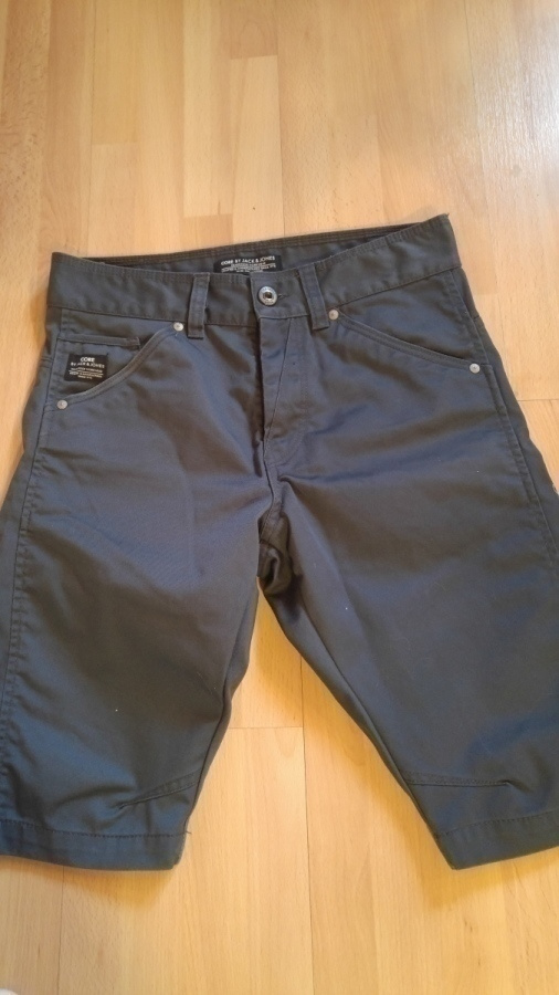 Jack & Jones Shortsit 31/S-koko housut