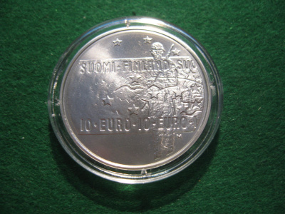 Suomi 10e hopea juhlaraha Tuntematon sotilas - 2005