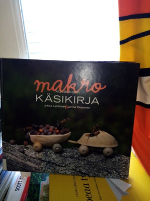 LEHTONEN : MAKROKUVAUKSEN KÄSIKIRJA ( SIS POSTIKULU )