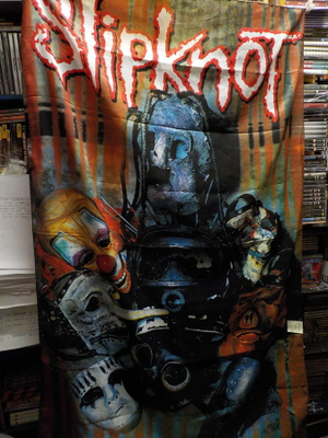 SLIPKNOT MEGA SEINÄLIPPU